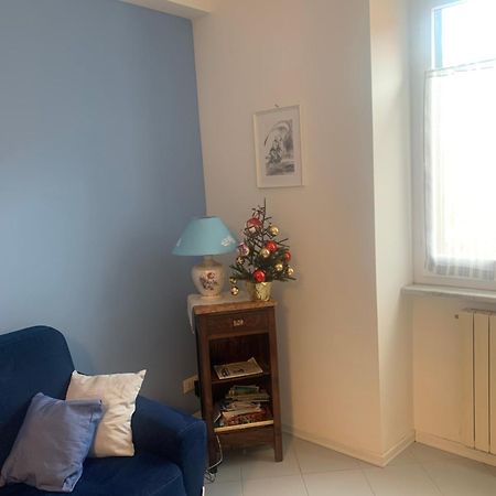 Columbus Apartment Chiavari Bagian luar foto