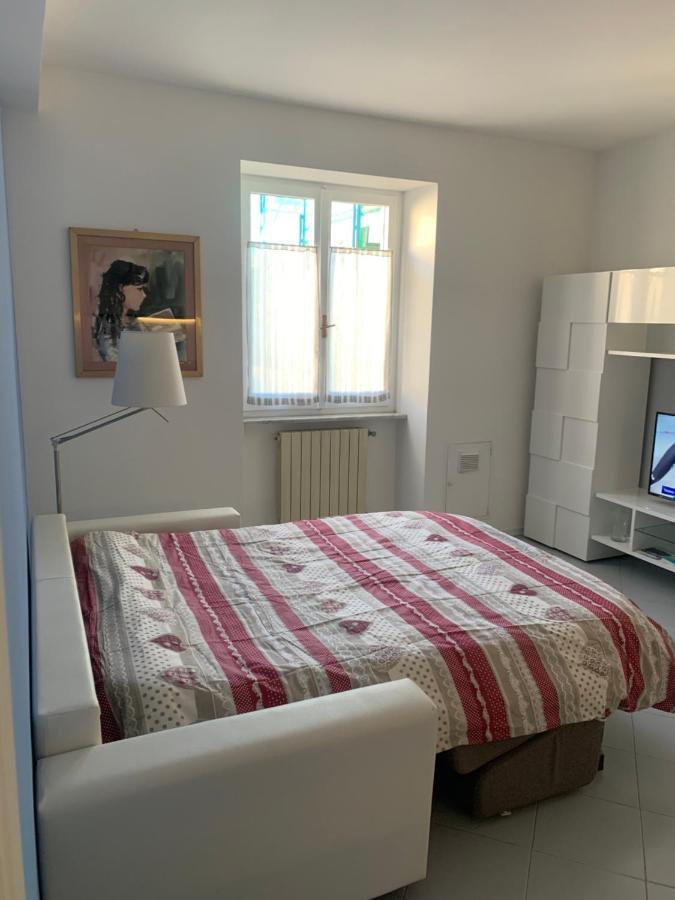 Columbus Apartment Chiavari Bagian luar foto